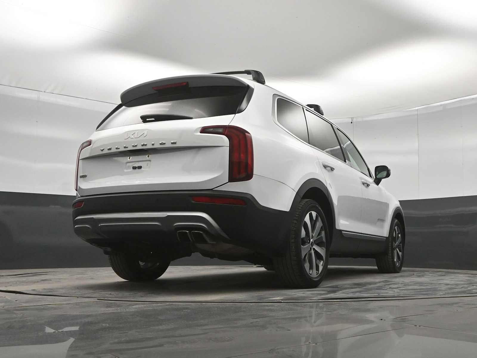 Used 2022 Kia Telluride S AWD/4WD image 42