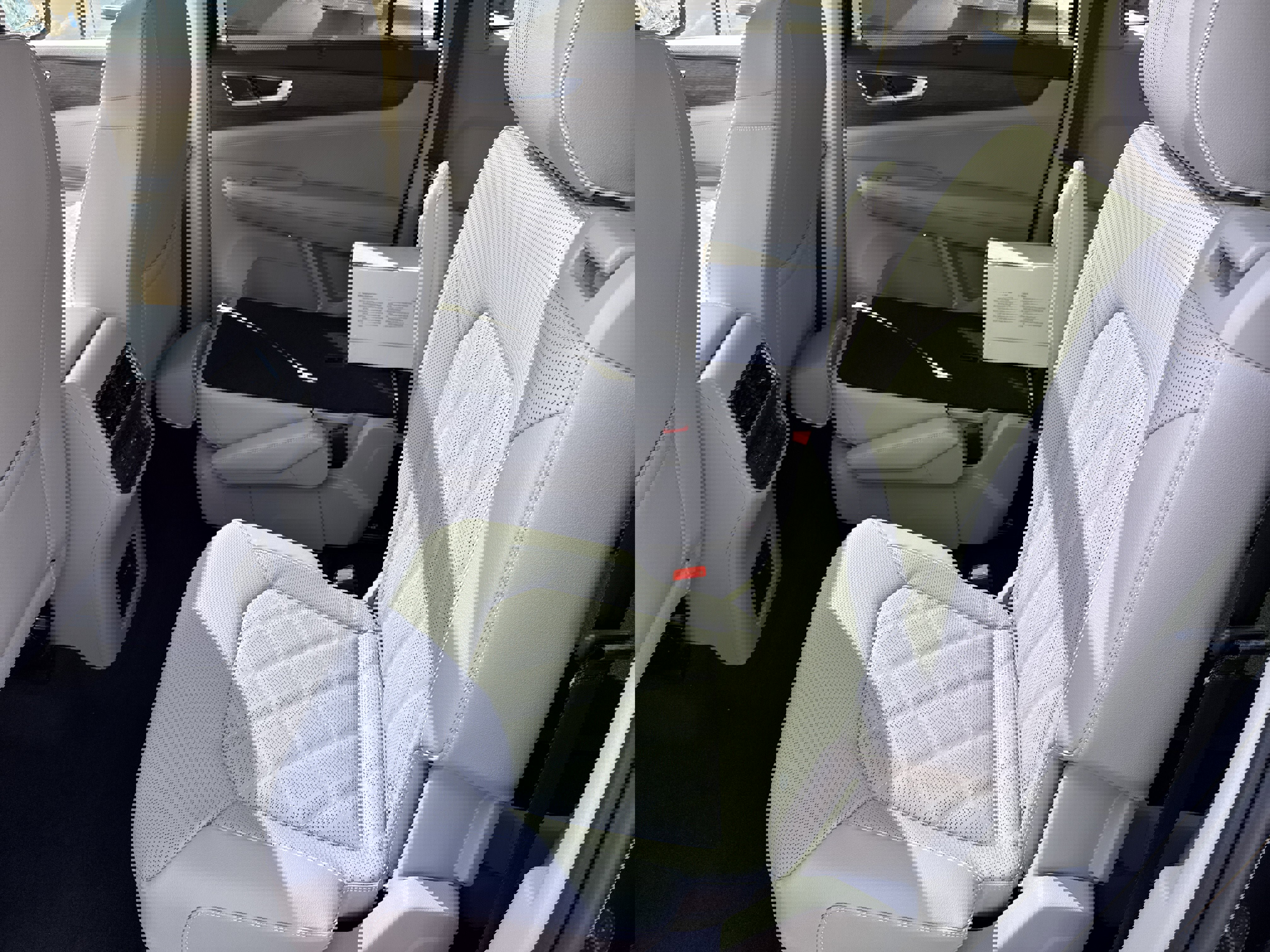 New 2026 Volkswagen Atlas SEL Premium R-Line image 25