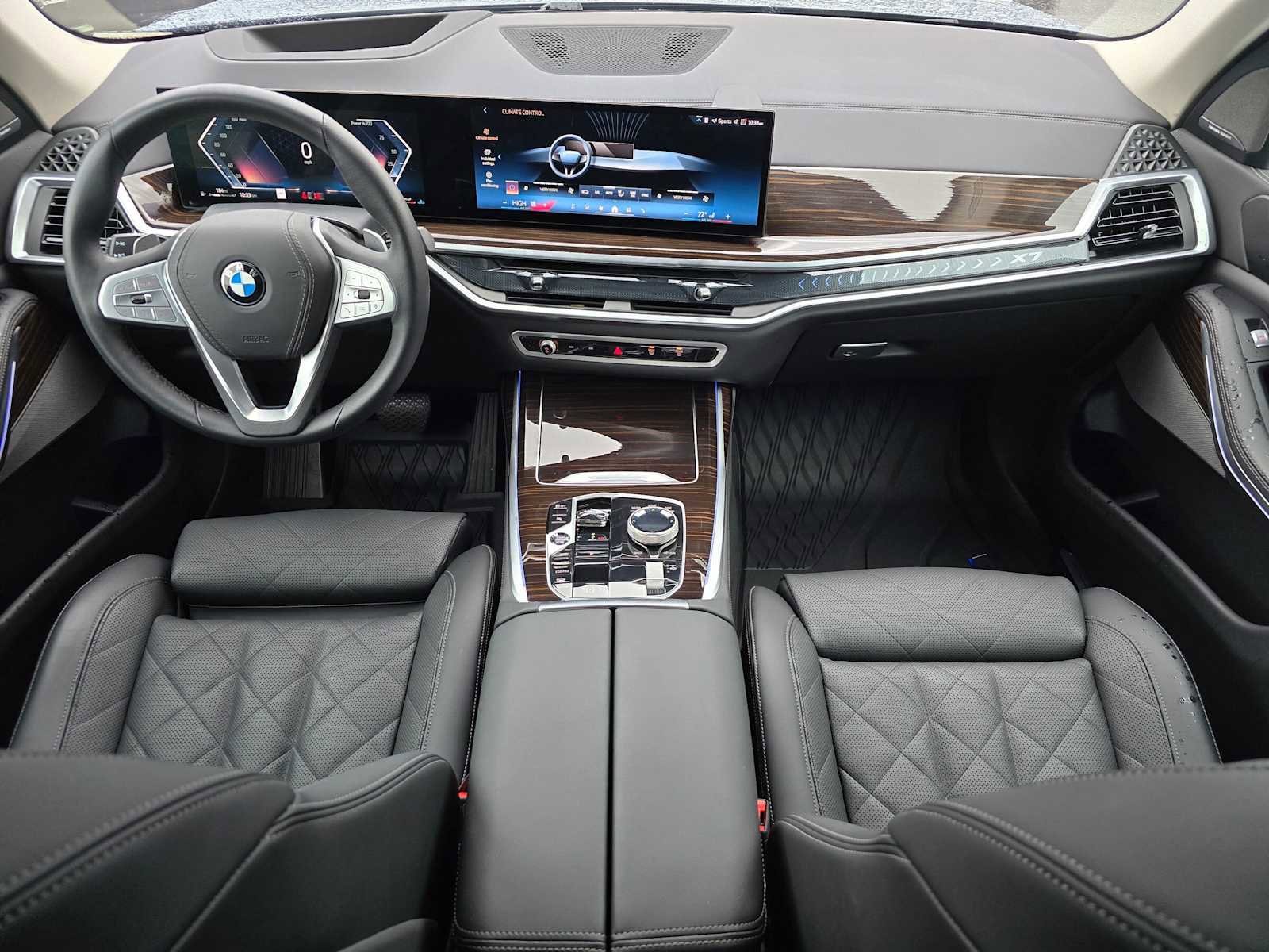 Used 2025 BMW X7 xDrive40i w/ Premium Package image 18