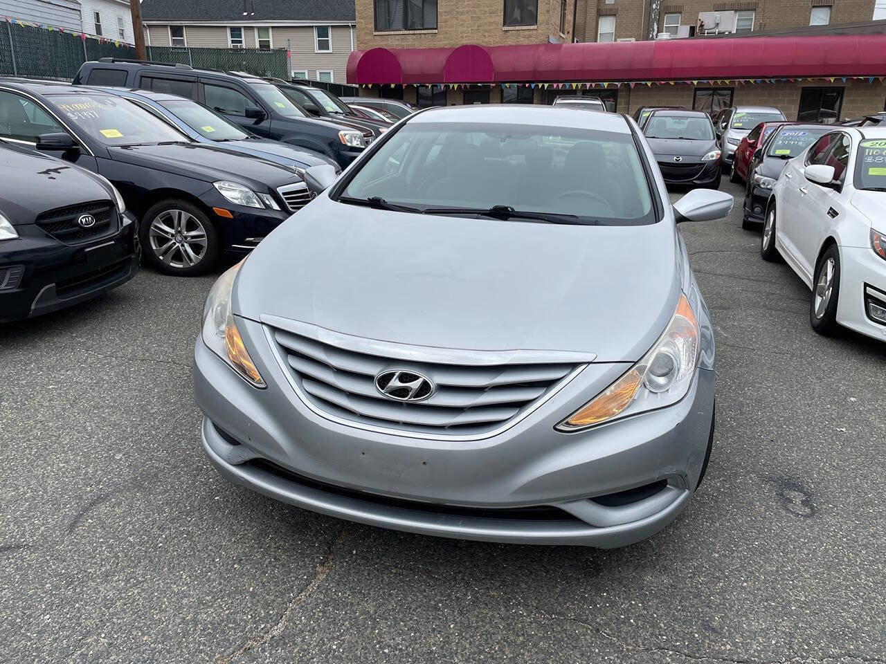 Used 2012 Hyundai Sonata GLS image 3