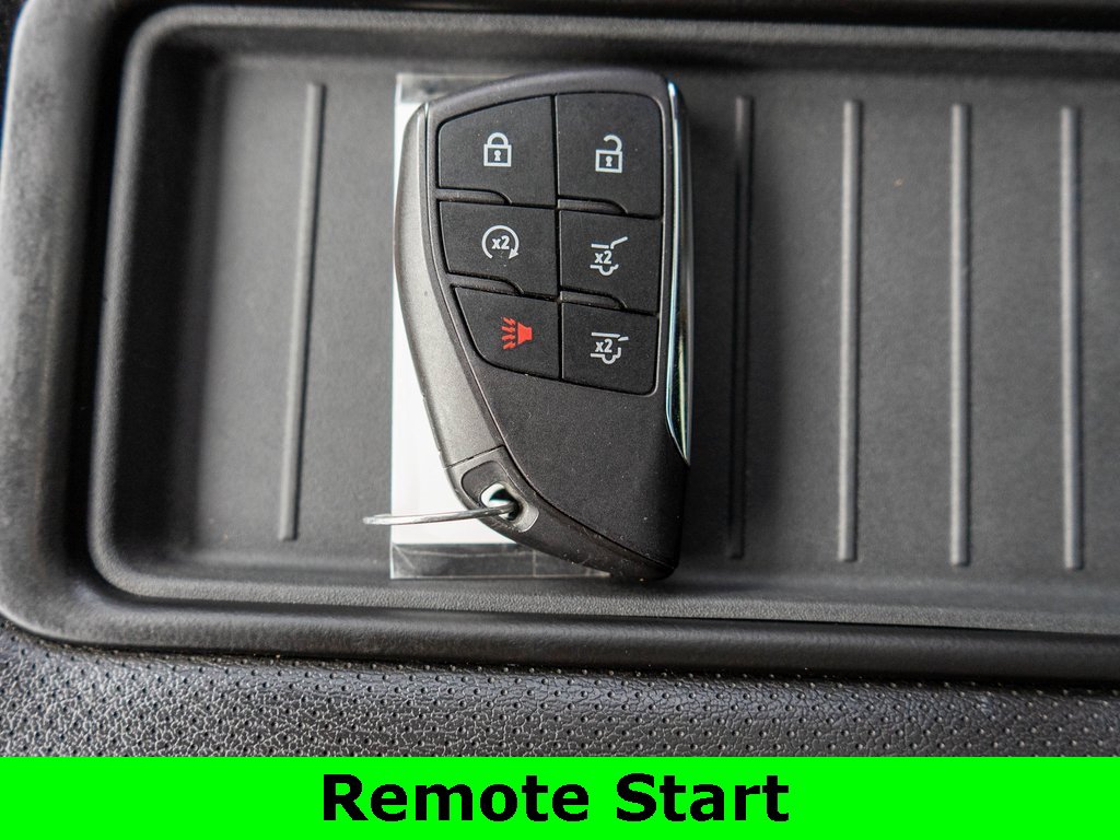 Used 2022 GMC Yukon AT4 w/ Technology Package image 32