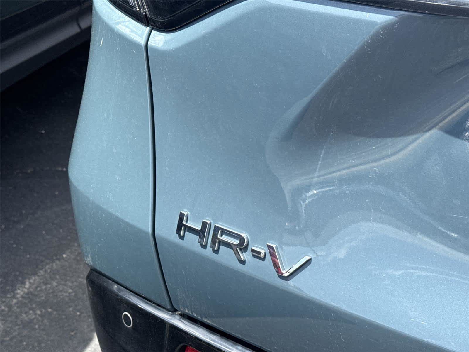 Used 2024 Honda HR-V EX-L image 11