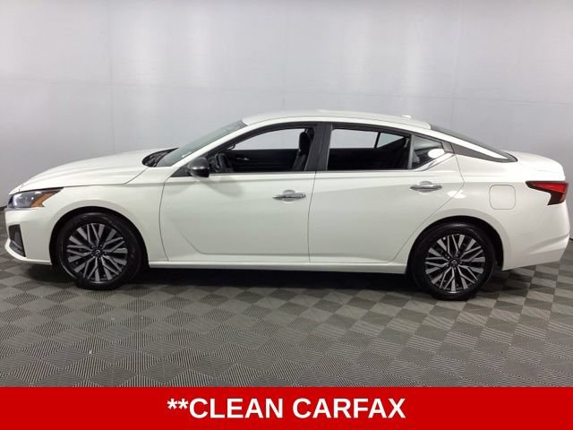 Used 2025 Nissan Altima 2.5 SV FWD image 5