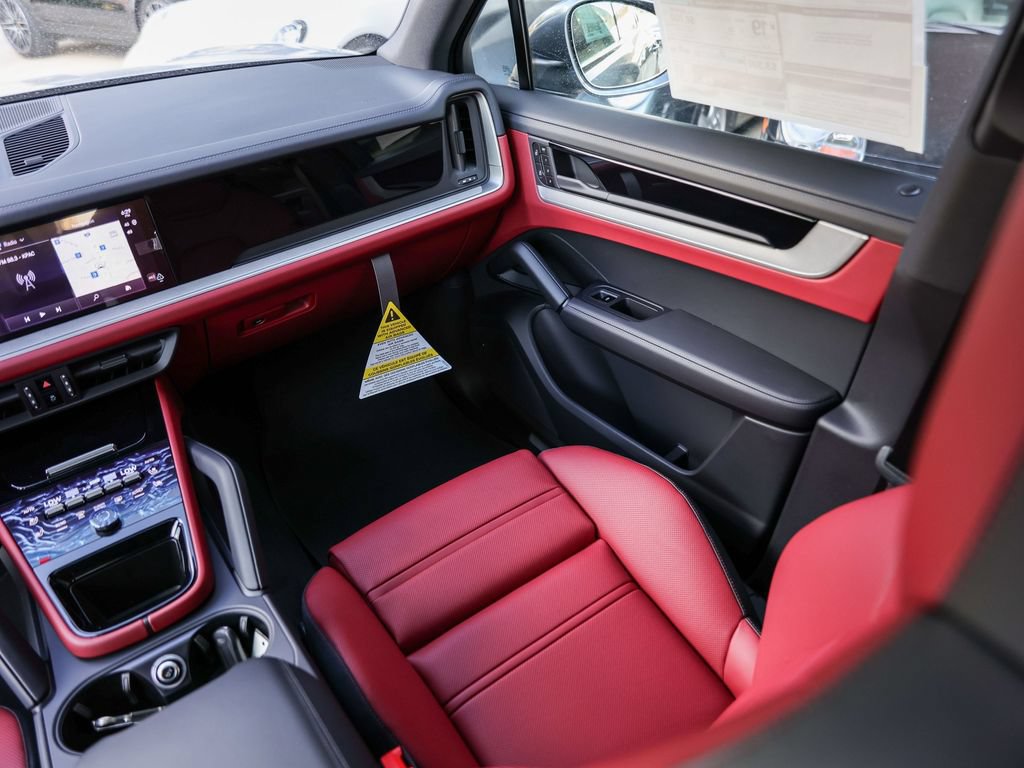 New 2026 Porsche Cayenne AWD/4WD image 30