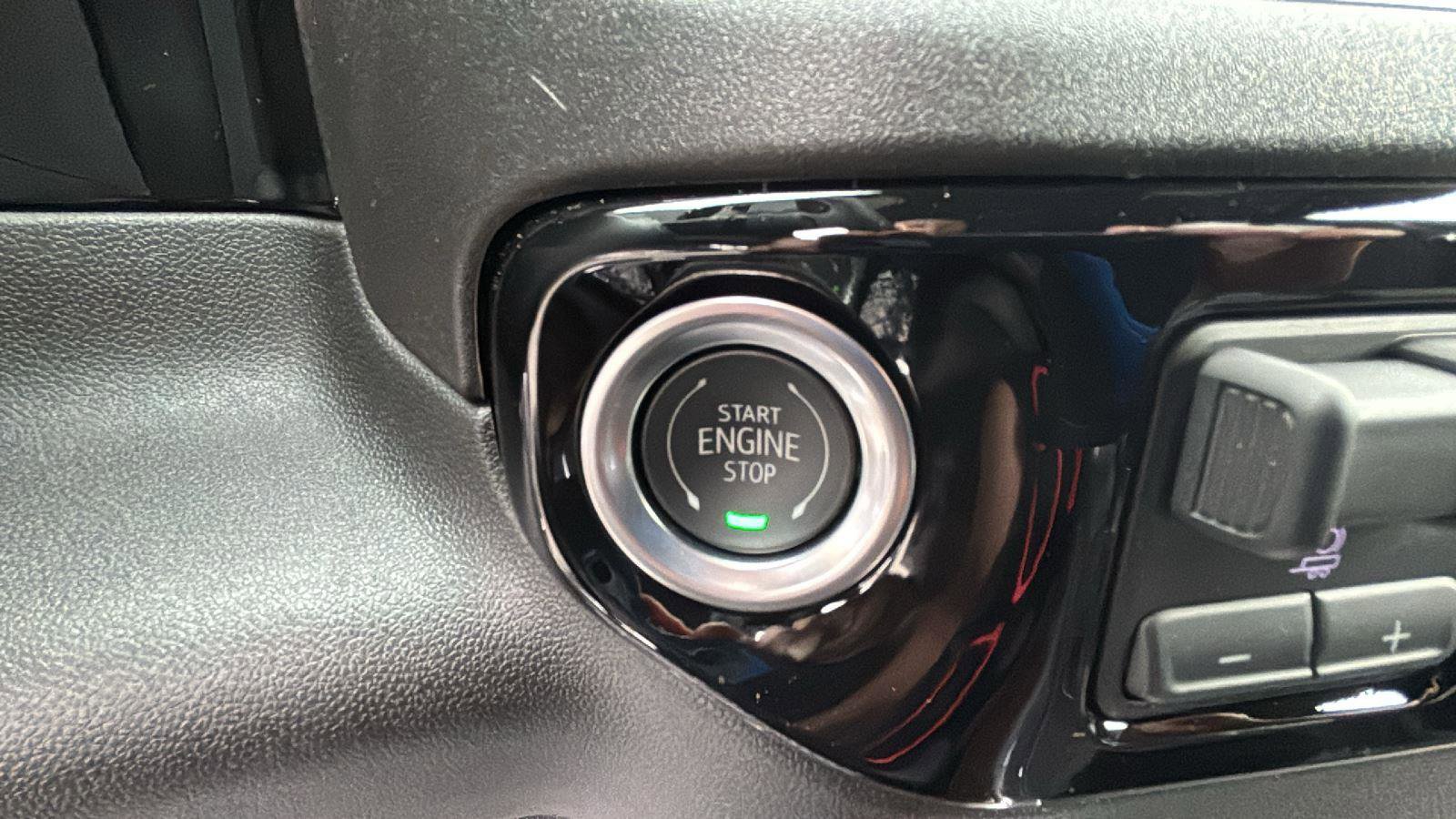 New 2025 GMC Sierra 1500 Elevation w/ Preferred Package image 13