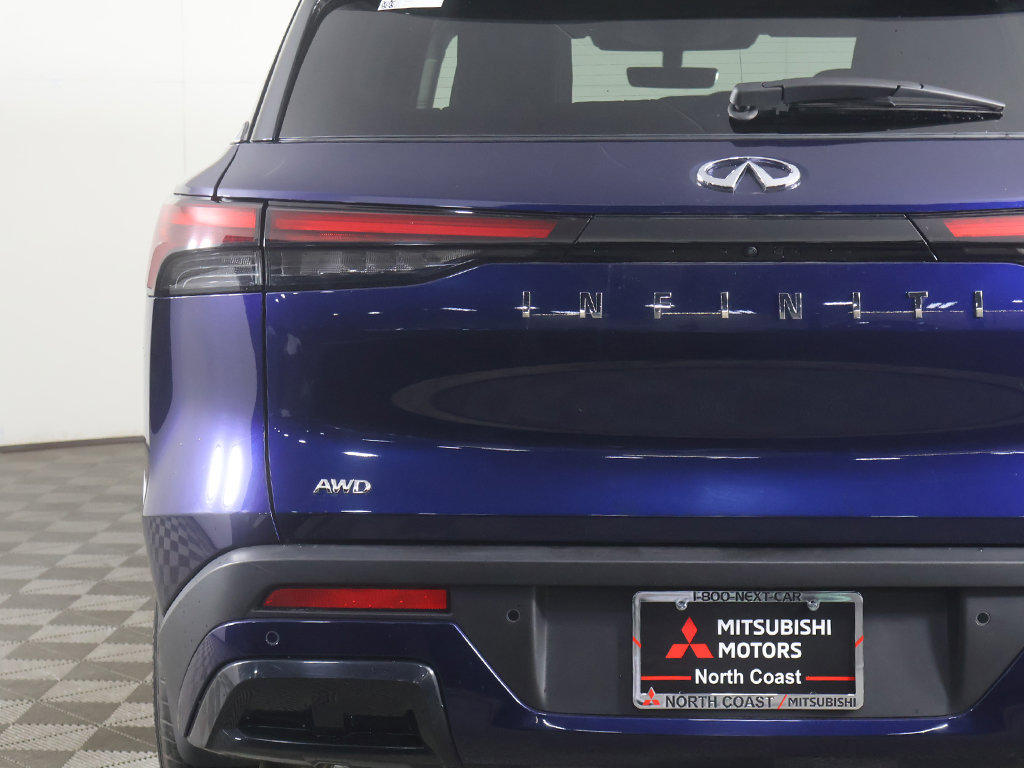 Used 2025 INFINITI QX60 Pure AWD/4WD image 18
