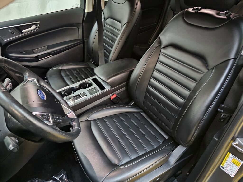 Used 2021 Ford Edge SEL w/ Cargo Accessory Package image 22