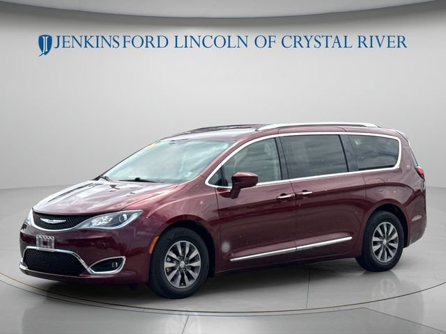 Used 2019 Chrysler Pacifica Touring-L Plus FWD image 11
