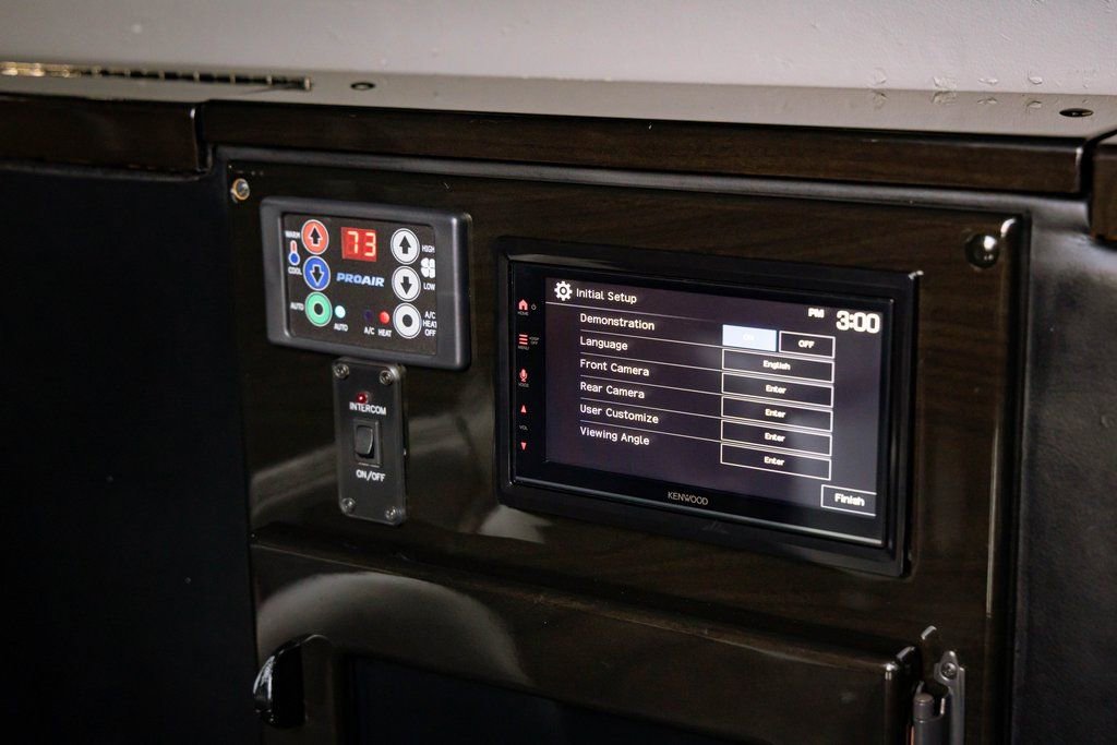 Used 2015 Mercedes-Benz Sprinter 2500 image 27