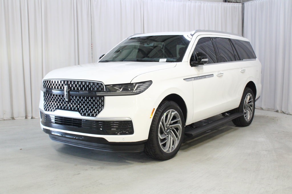 New 2027 Lincoln Navigator Reserve AWD/4WD image 35