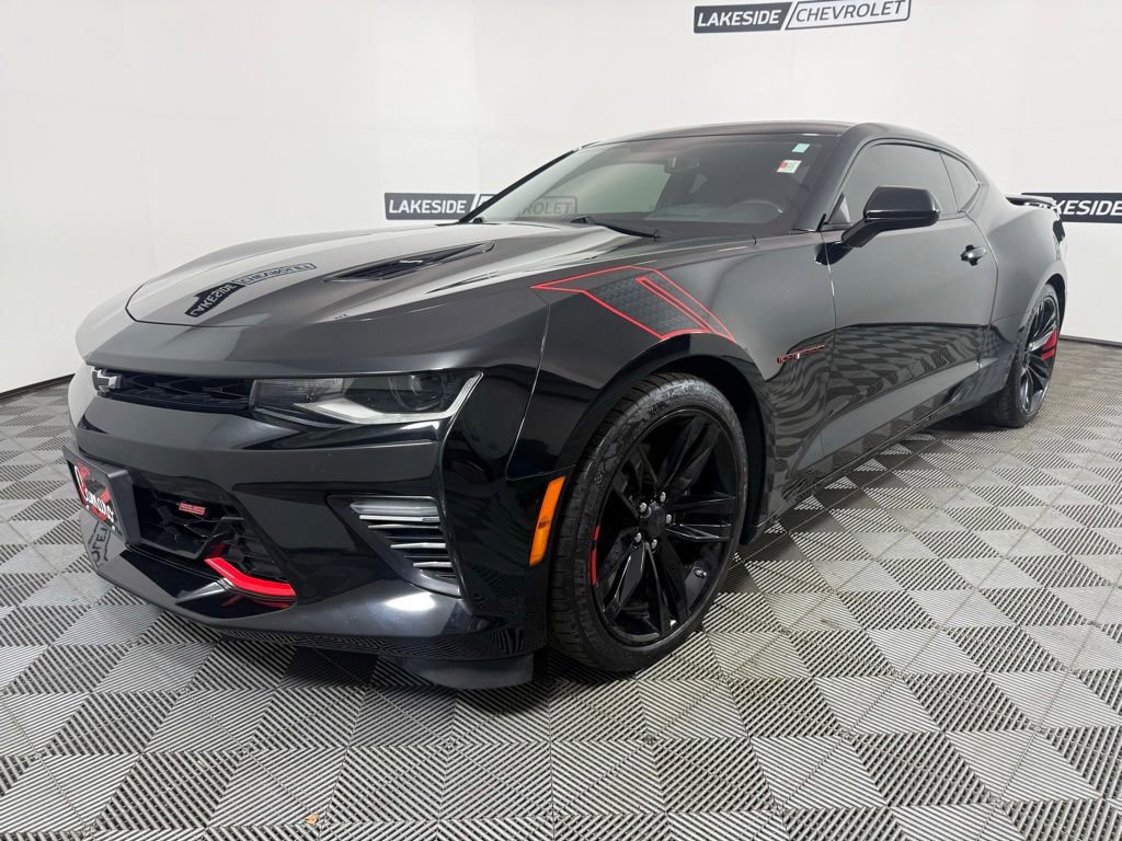Used 2018 Chevrolet Camaro SS w/ Redline Edition RWD image 3