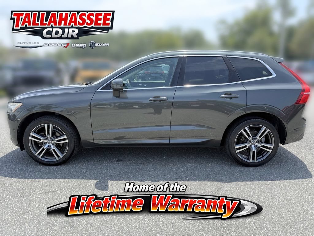 Used 2018 Volvo XC60 T5 Momentum w/ Vision Package AWD/4WD image 7