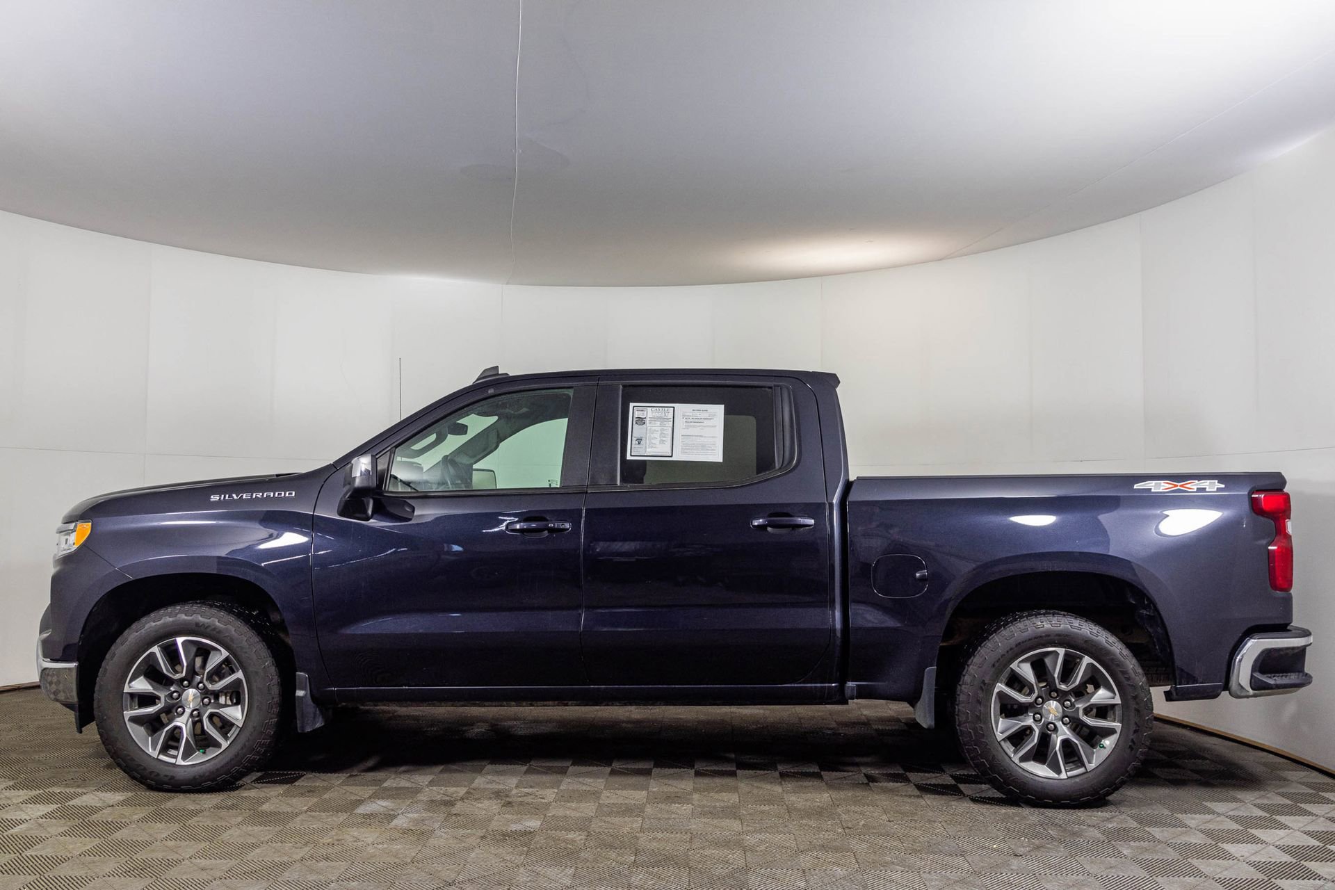 Used 2023 Chevrolet Silverado 1500 LT image 20