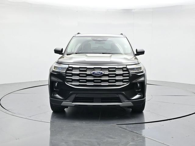 Certified 2025 Ford Explorer Active w/ Active Comfort Package image 4