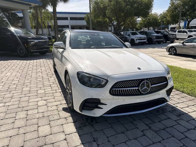 Used 2023 Mercedes-Benz E 350 4MATIC Sedan w/ Premium Package image 17