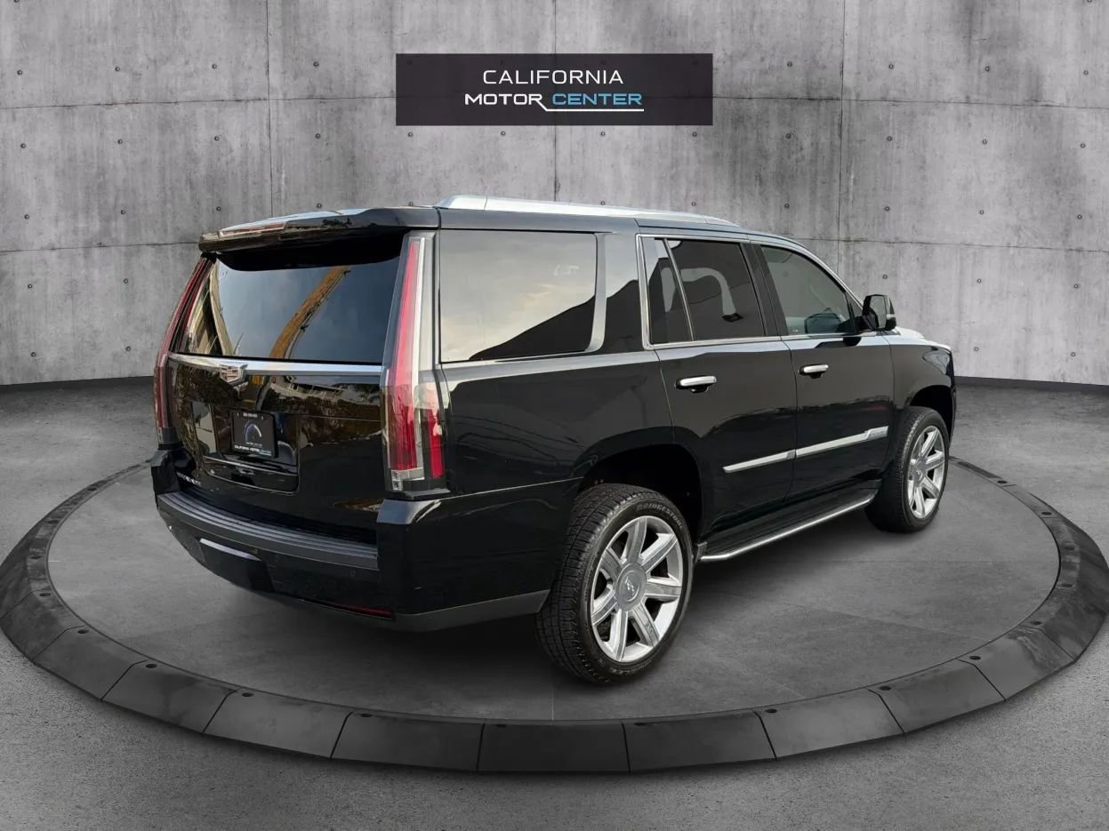 Used 2016 Cadillac Escalade Luxury image 5
