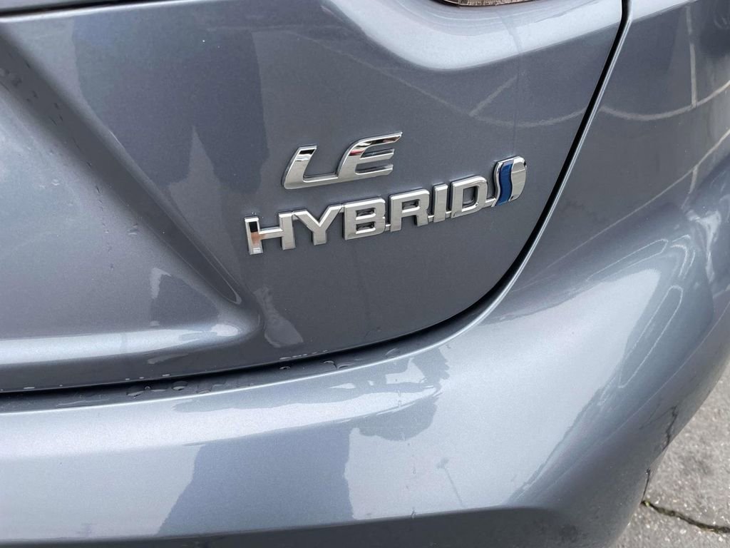 Used 2024 Toyota Corolla LE image 27