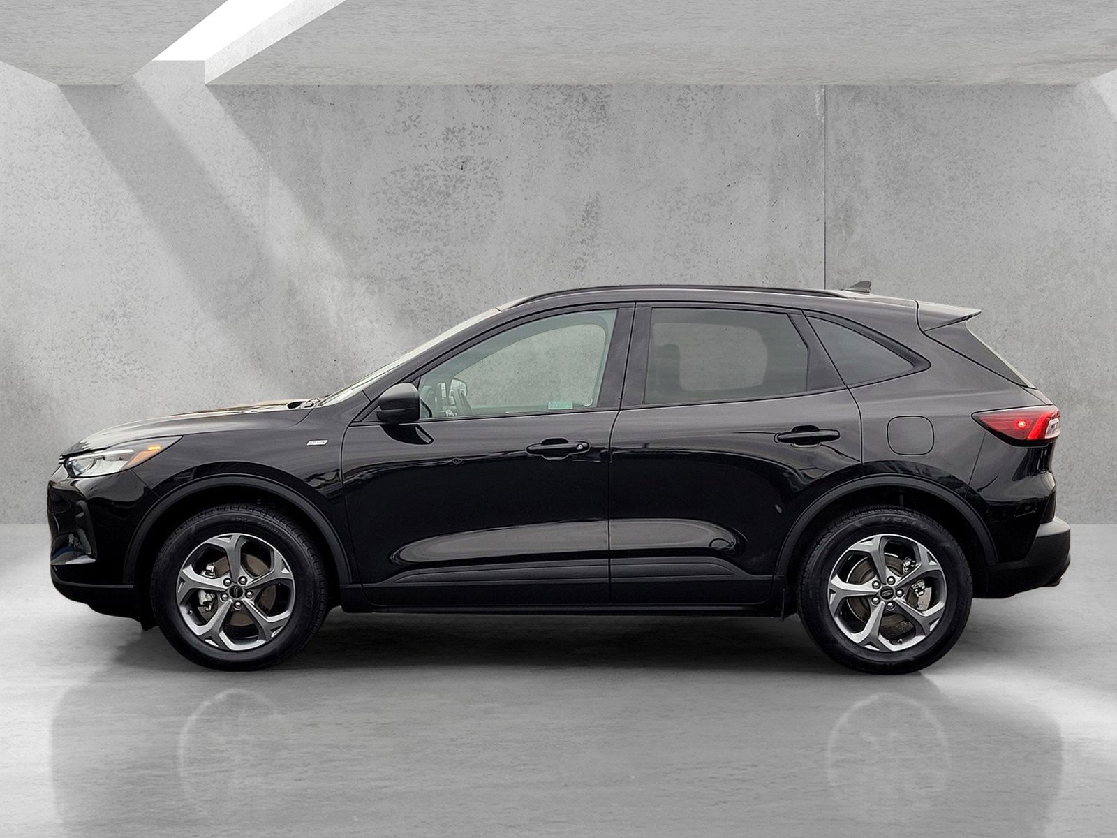 Used 2025 Ford Escape ST-Line AWD/4WD image 7