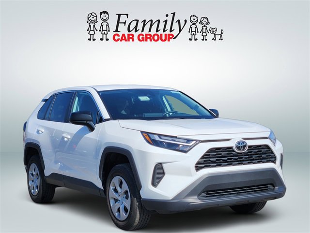 Certified 2025 Toyota RAV4 LE video 2