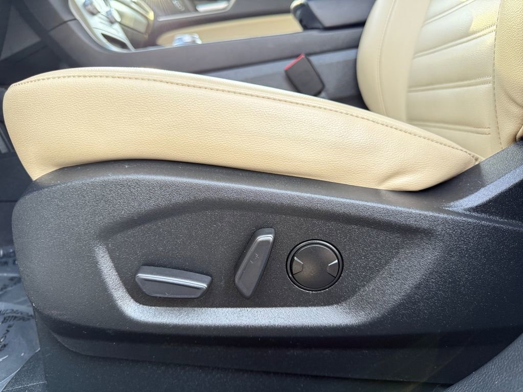 Used 2021 Ford Edge SEL image 10