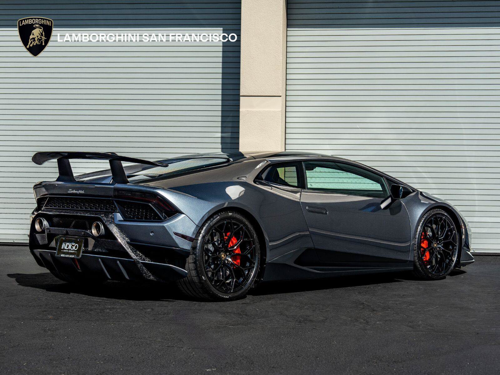 Used 2018 Lamborghini Huracan Performante AWD/4WD image 14