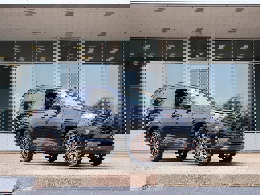 Used 2025 Subaru Forester Sport w/ Popular Package #1 image 2