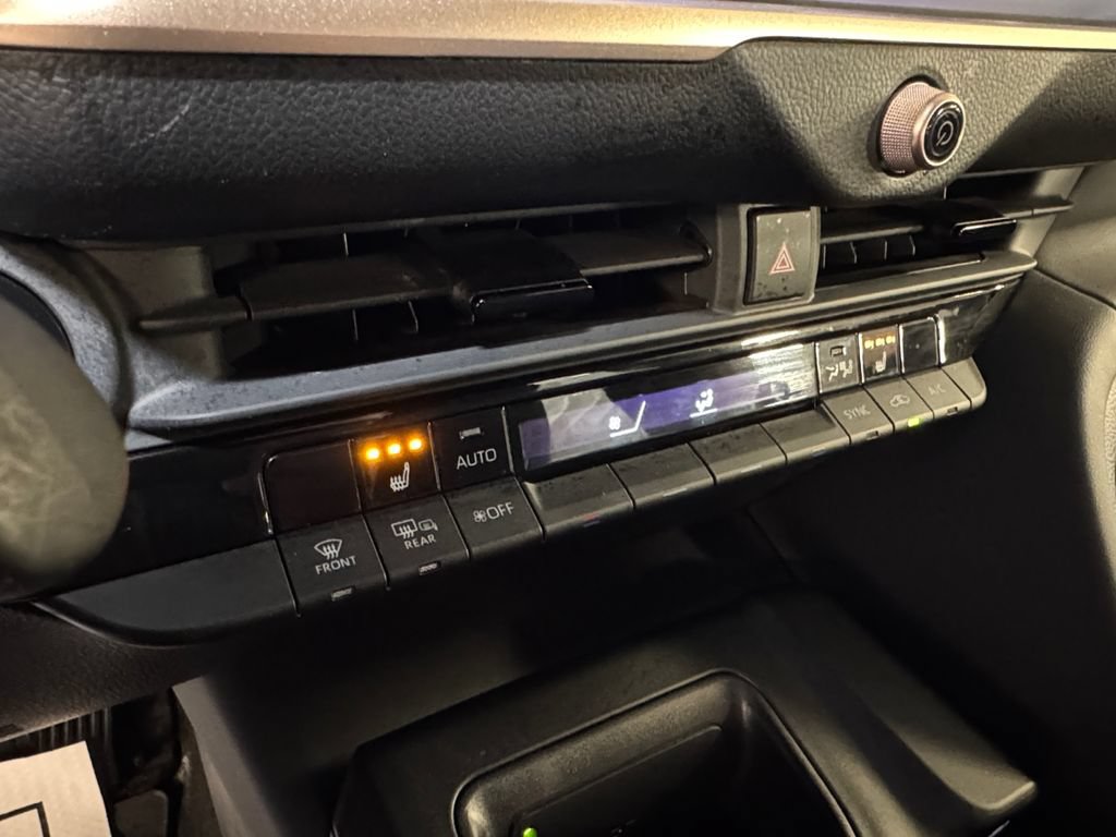 Used 2023 Toyota Crown AWD/4WD image 30