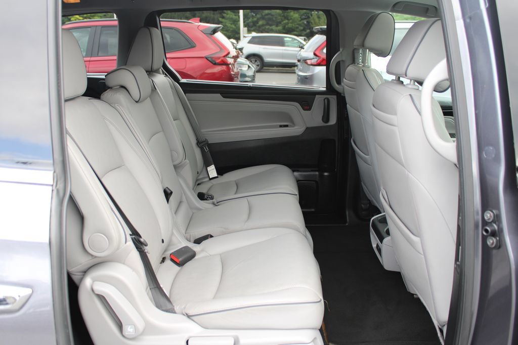Used 2023 Honda Odyssey Elite image 15