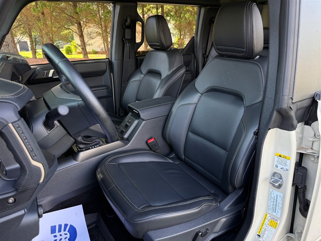 Used 2025 Ford Bronco Badlands AWD/4WD image 45