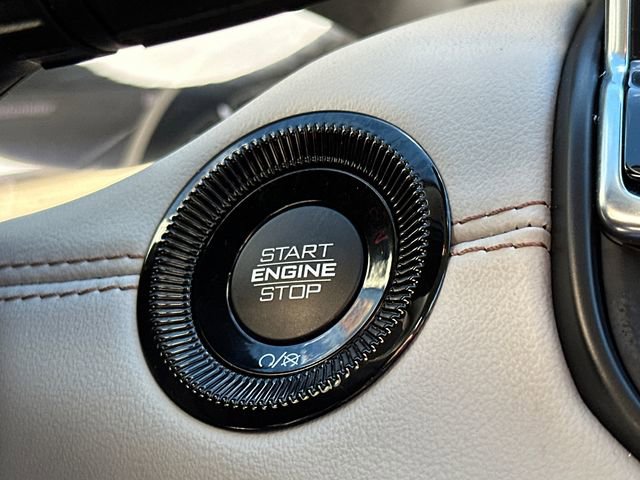 Used 2022 Jeep Compass Limited image 34