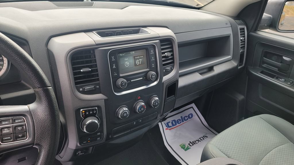 Used 2017 RAM 1500 Express w/ Express Value Package image 21