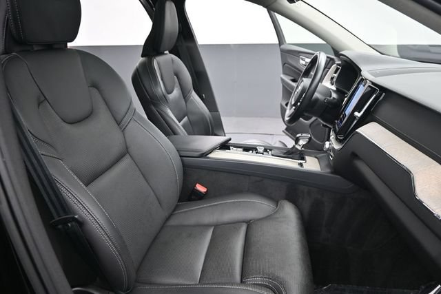 Used 2021 Volvo XC60 T5 Inscription w/ Advanced Package FWD image 24