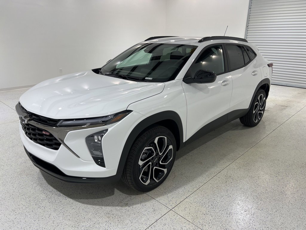 New 2026 Chevrolet Trax RS w/ Driver Confidence Package image 1