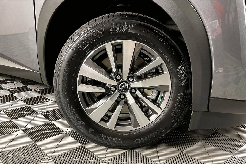 New 2026 Nissan Pathfinder SL image 18