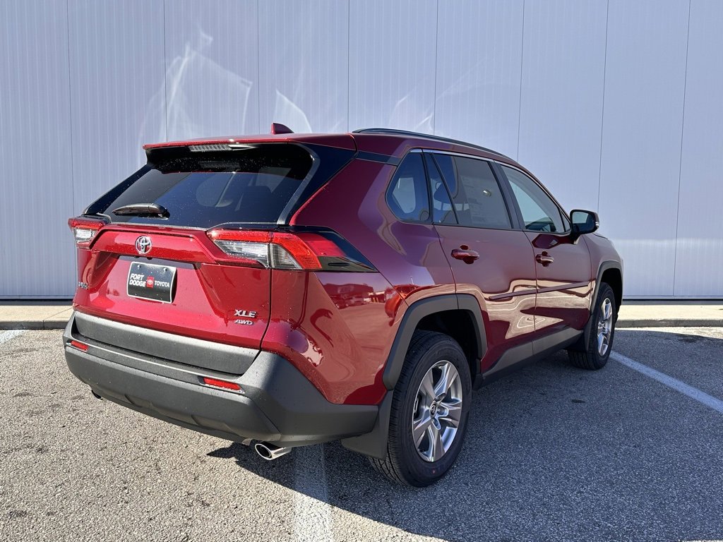 New 2025 Toyota RAV4 XLE image 5