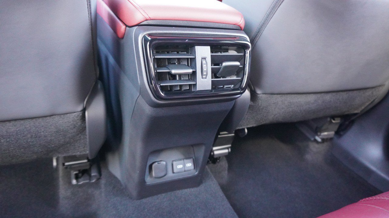Used 2025 Lexus NX 350h AWD w/ Cold Area Package image 35