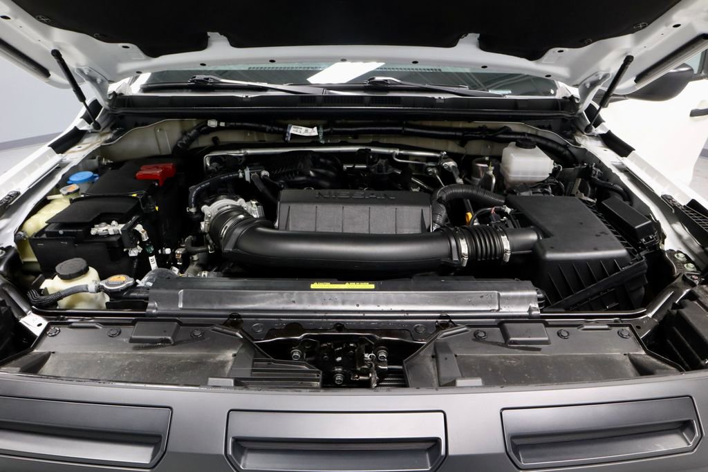 Certified 2025 Nissan Frontier S image 16