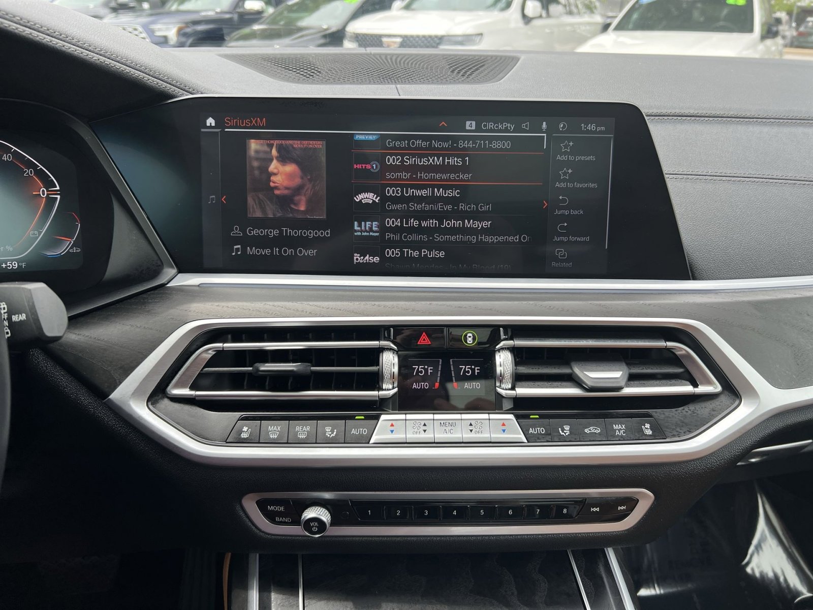 Used 2022 BMW X7 xDrive40i w/ Executive Package AWD/4WD image 18
