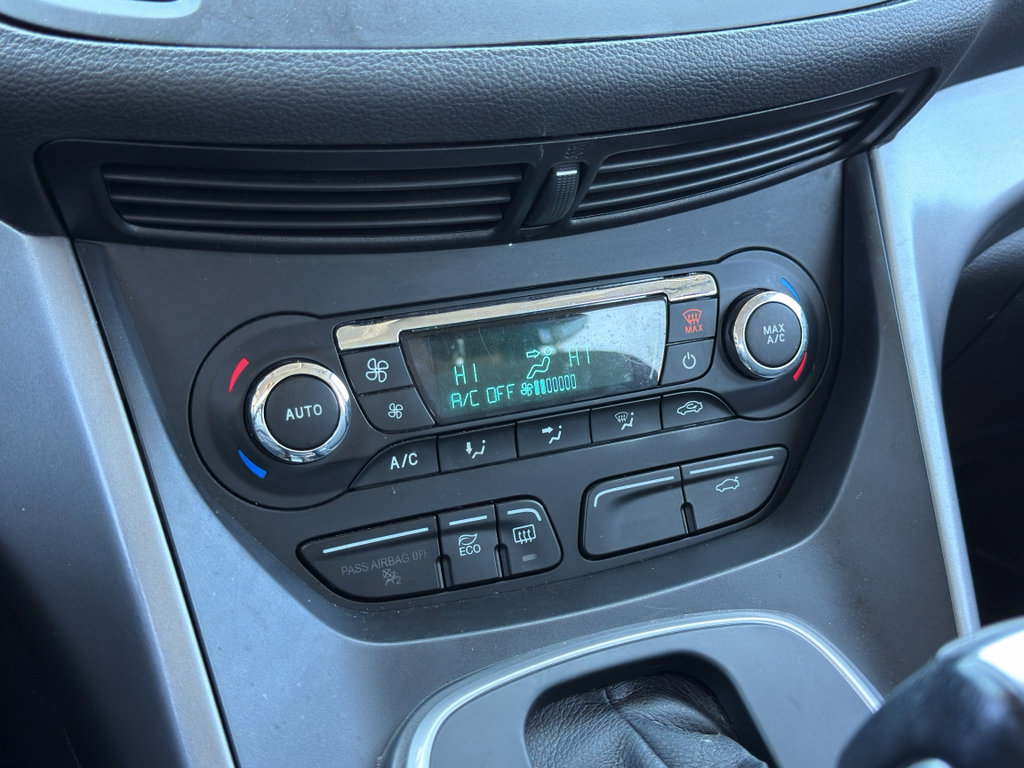 Used 2016 Ford C-MAX SE w/ Equipment Group 201A image 21