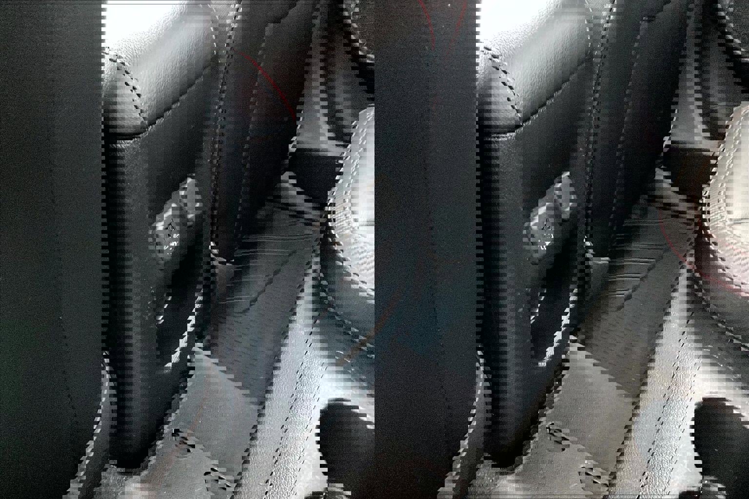 Used 2019 GMC Canyon All Terrain w/ Trailering Package image 30