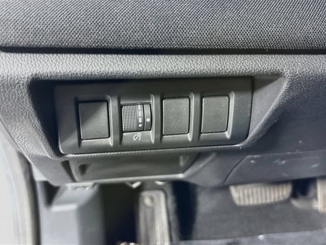 Used 2020 Subaru Outback Premium w/ Popular Package #1 AWD/4WD image 11