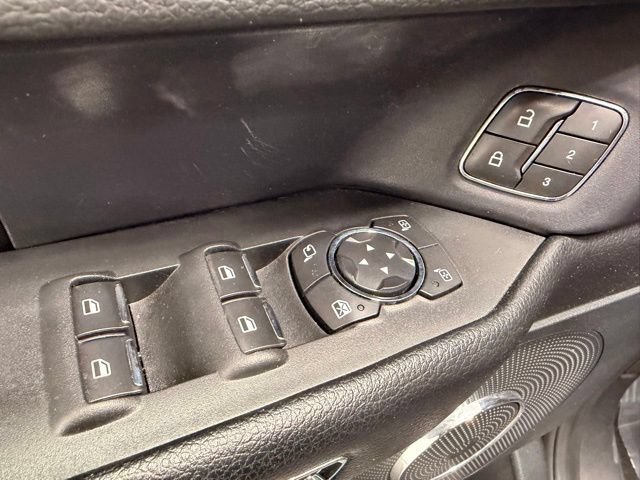Used 2020 Ford Expedition XLT w/ Equipment Group 202A AWD/4WD image 25