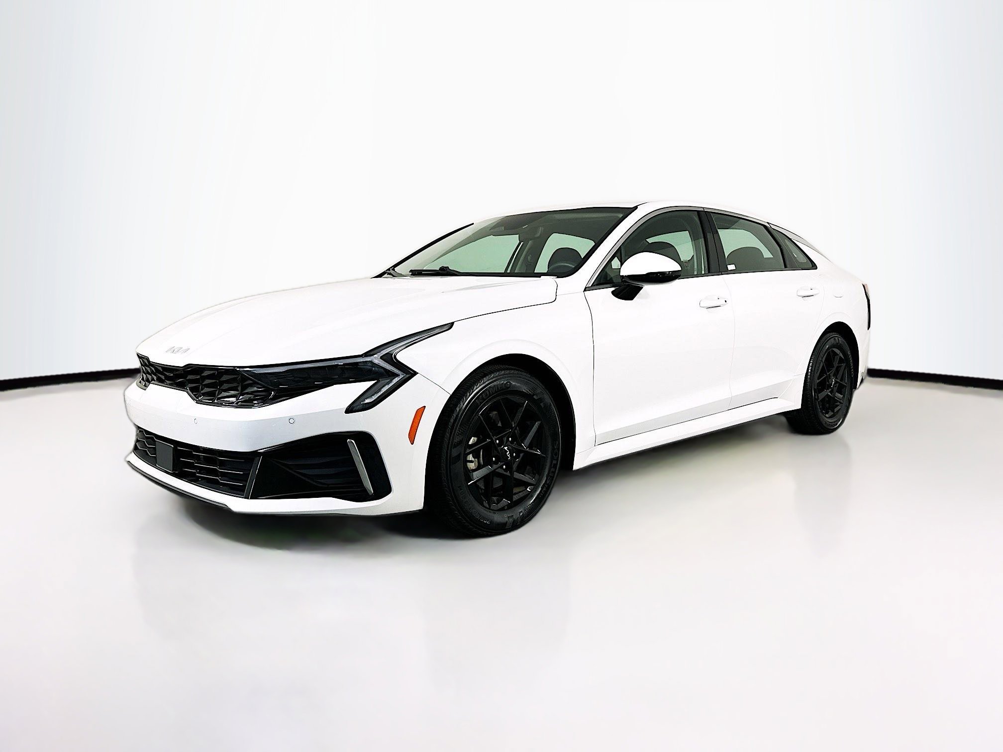 Used 2025 Kia K5 LXS image 3