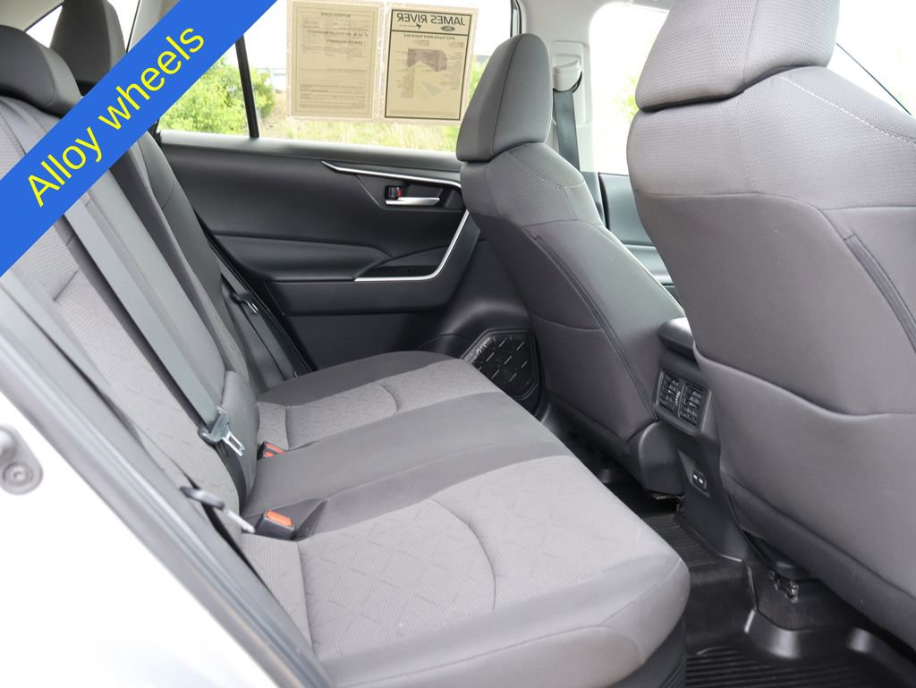 Used 2023 Toyota RAV4 XLE w/ Convenience Package AWD/4WD image 12
