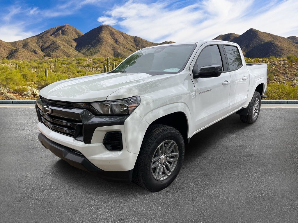 Used 2023 Chevrolet Colorado LT w/ LPO, Pro Essentials Package RWD image 2