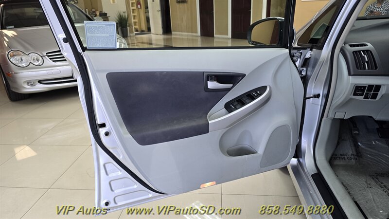 Used 2010 Toyota Prius Two FWD image 8