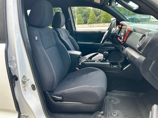 Used 2019 Toyota Tacoma TRD Off-Road AWD/4WD image 35