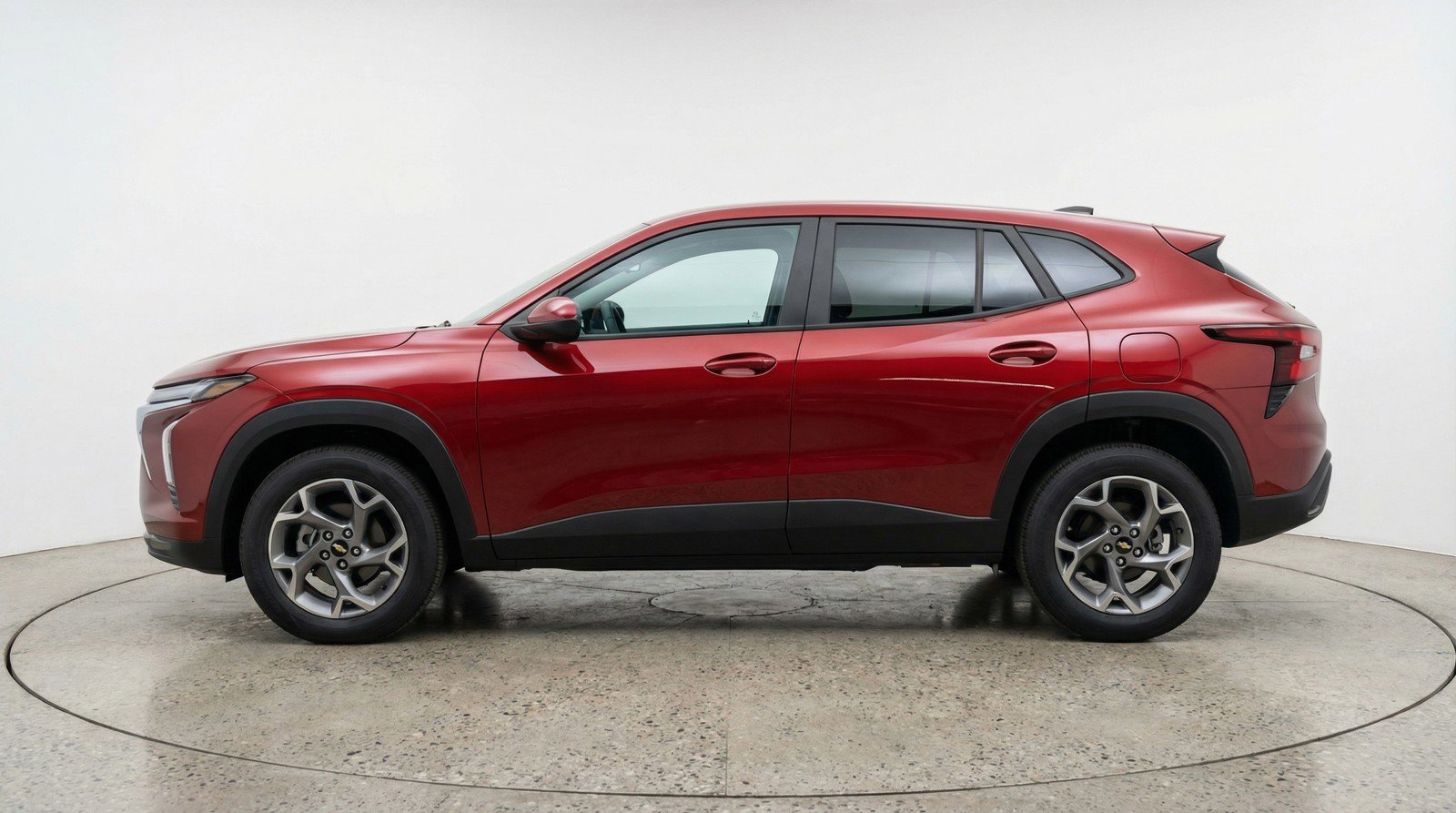 Used 2025 Chevrolet Trax LT FWD image 5