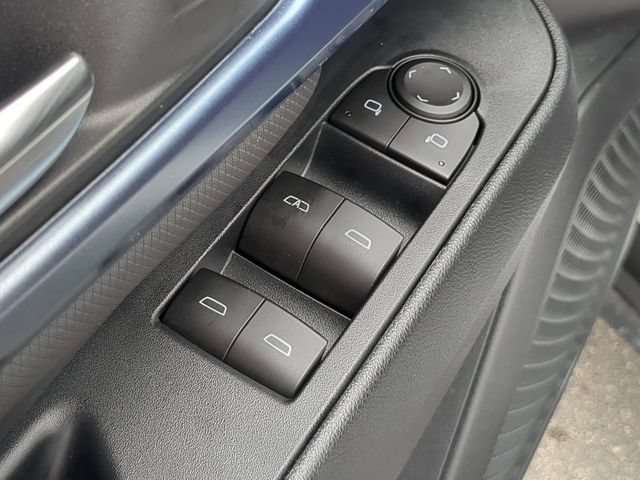 New 2026 Chevrolet Equinox EV LT FWD image 17