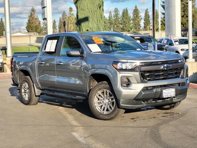 Used 2023 Chevrolet Colorado LT w/ LT Convenience Package II image 2